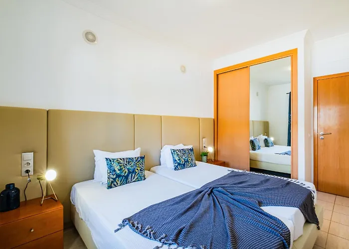 Pool&beach In Encosta De São José *