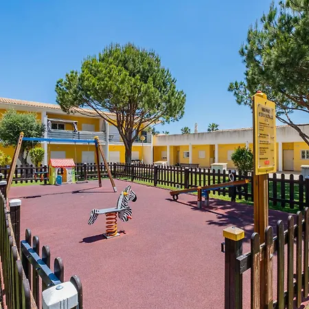 Pool&beach In Encosta De Sao Jose Apartmán Albufeira